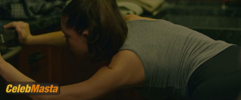 Rosa Salazar Photo Collection from Bird Box photo 2