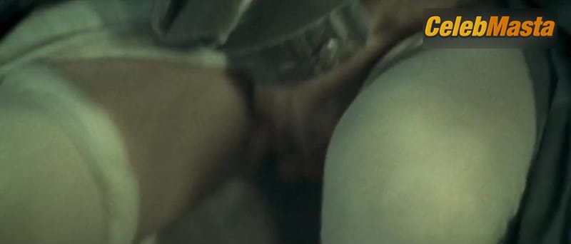 Rosamund Pike Scene Photos Gallery from The Libertine photo 4