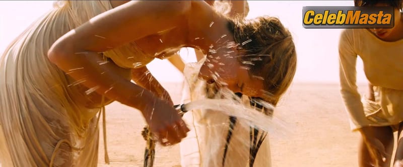 Rosie Huntington-Whiteley Photo Set from Mad Max Fury Road photo 4