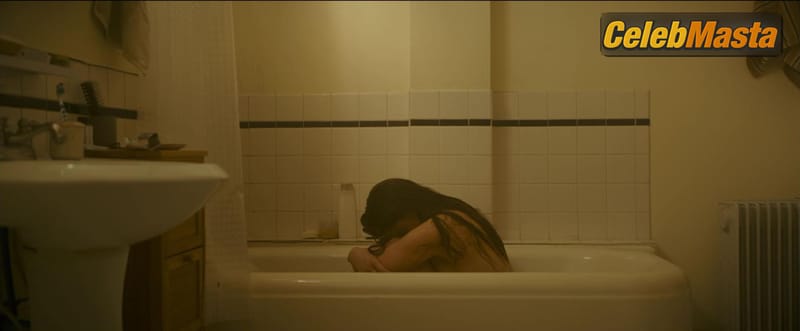 Shailene Woodley Photo Gallery from To Catch A Killer photo 2