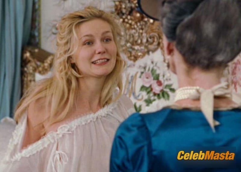 Kirsten Dunst Photo Collection from Marie Antoinette photo 4