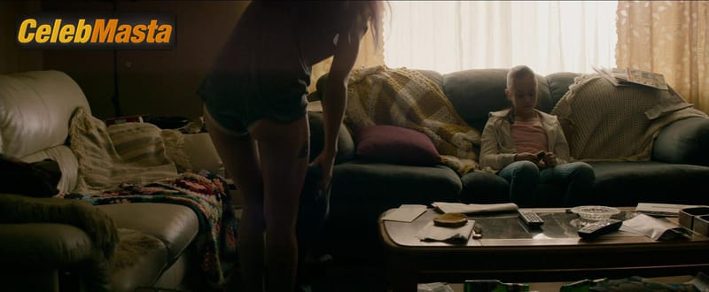 Zoe Kazan Photos from The Monster photo 3
