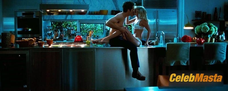Reese Witherspoon Photo Collection from This Means War photo 2