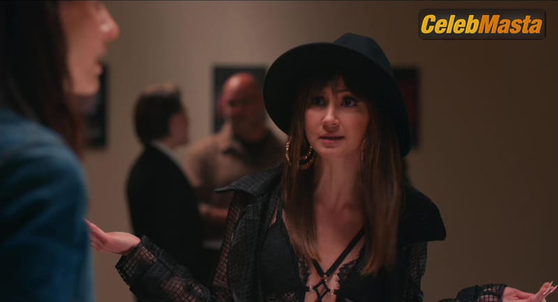 Kimiko Glenn Scene Photos Gallery from Can You Keep A Secret? photo 4