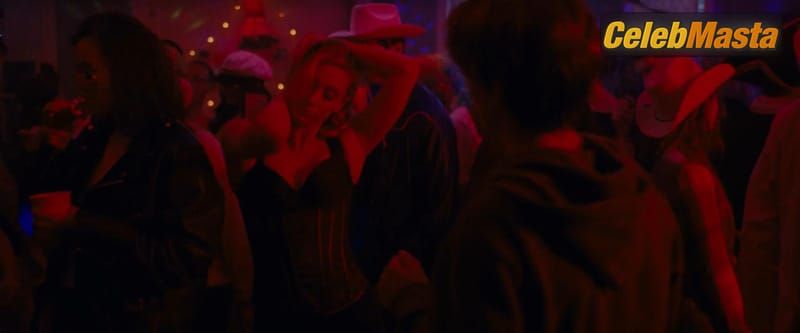 Photo Gallery: Lili Reinhart in Chemical Hearts photo 4