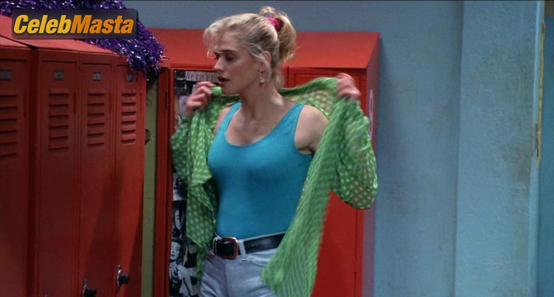 Kristy Swanson Scene Photos Gallery from Buffy The Vampire Slayer photo 4