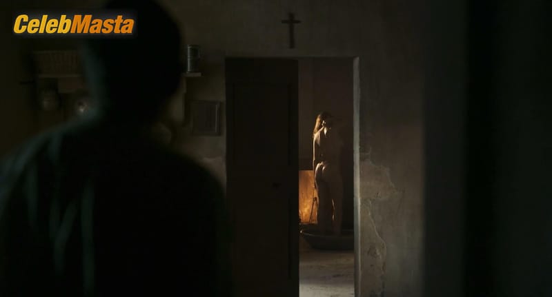 Laetitia Casta Scene Photos Gallery from Lincroyable Histoire Du Facteur Cheval photo 2