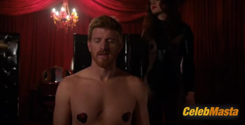 Leah Gibson Photo Collection from Girlfriends’ Guide To Divorce photo 2