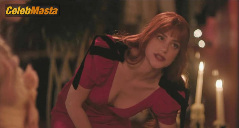 Photo Gallery: Lili Reinhart in Forbidden Fruits photo 2