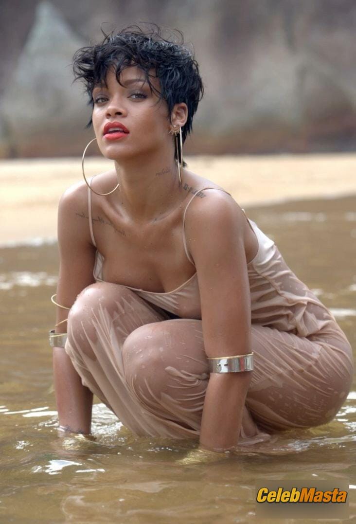 Rihanna Photo Set from Vogue Brasil photo 2