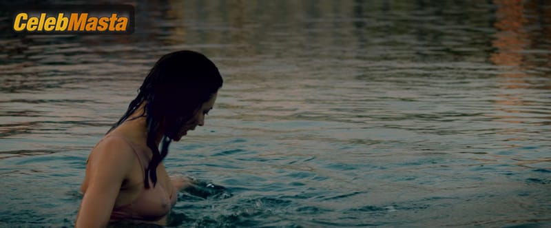 Olga Kurylenko Photo Collection from The Bay Of Silence photo 3