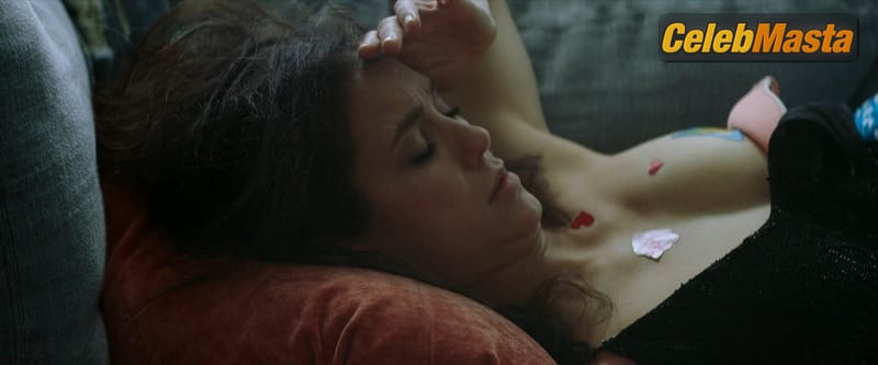 Photo Gallery: Nina Dobrev in Sick Girl photo 4