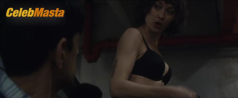Olga Kurylenko Photo Gallery from The Courier photo 4