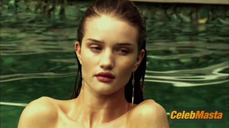 Rosie Huntington-Whiteley Photo Collection from Pirelli Calendar 2010 (the Making Of) photo 3