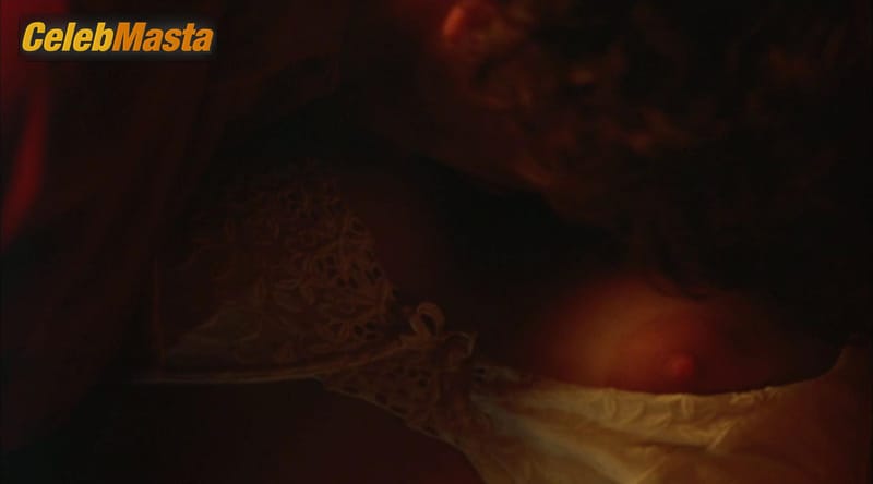 Liv Tyler Photos from Stealing Beauty photo 1