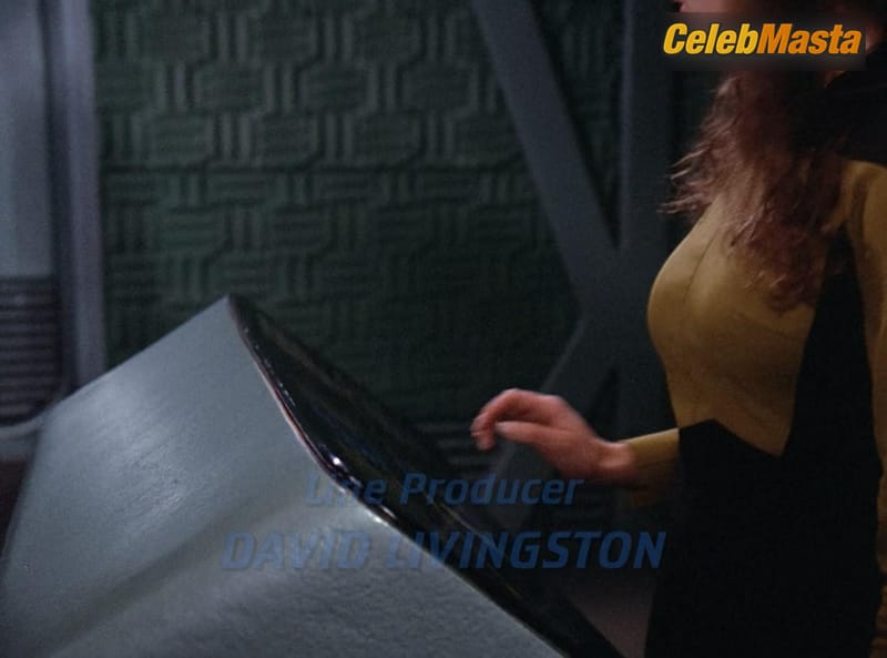 Teri Hatcher Photo Gallery from Star Trek The Next Generation photo 3