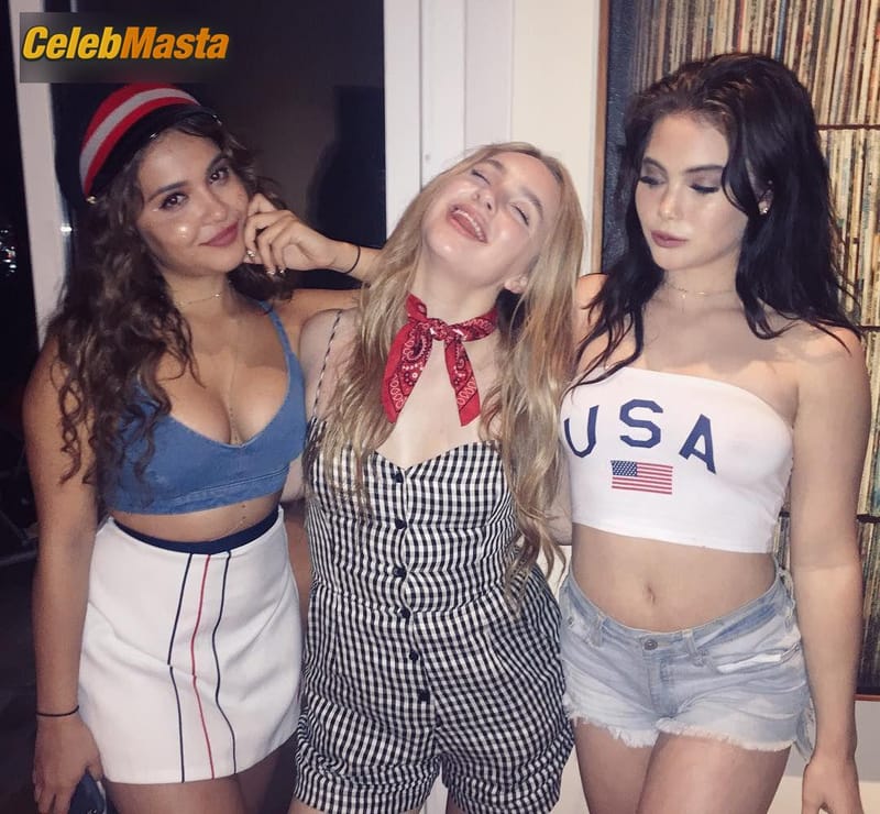 McKayla Maroney Photo Set: Sexy Photos photo 2
