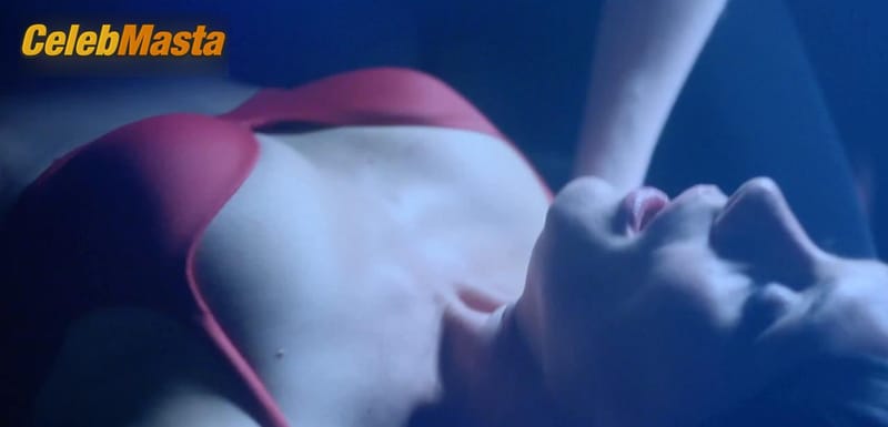 Michelle Trachtenberg Photo Set from The Scribbler photo 4