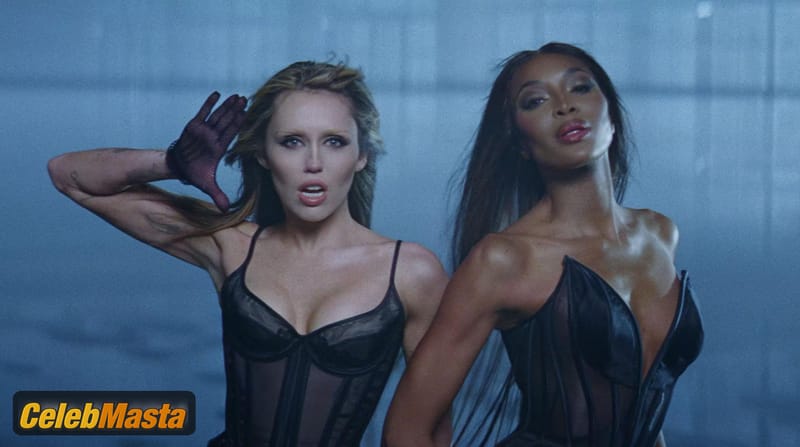 Photo Gallery: Naomi Campbell in Miley Cyrus Something Beautiful photo 3