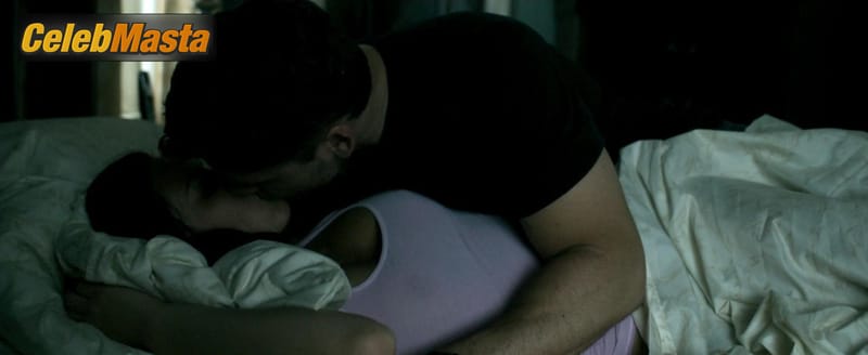 Olivia Munn Photo Set from Deliver Us From Evil photo 3