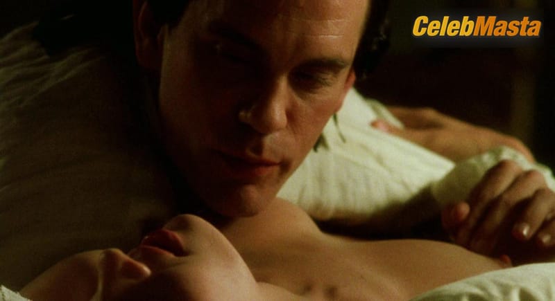 Uma Thurman Scene Photos Gallery from Dangerous Liaisons photo 4