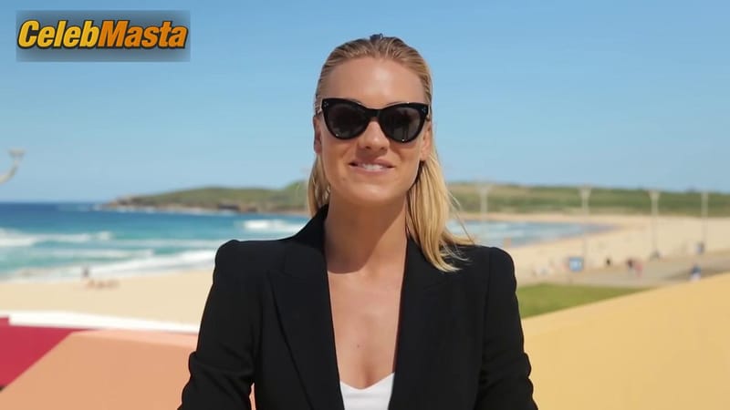 Photo Gallery: Yvonne Strahovski in Gq Behind The Scenes photo 3