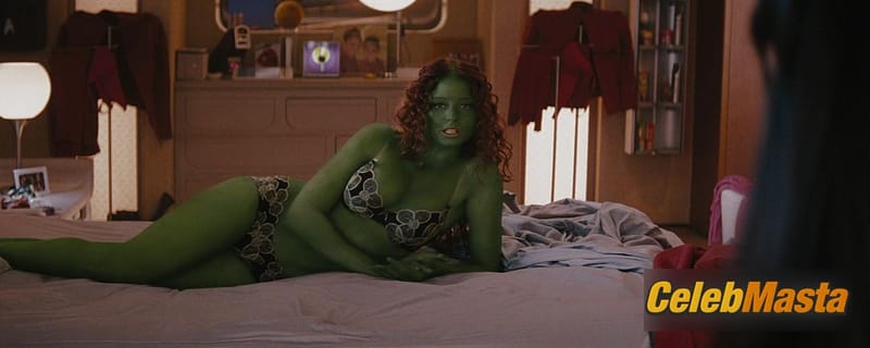 Rachel Nichols Scene Photos Gallery from Star Trek photo 4