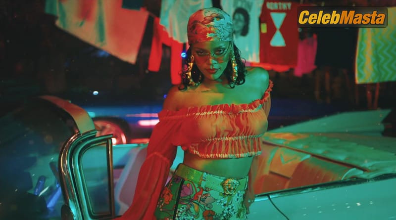 Rihanna Photos from Wild Thoughts photo 1