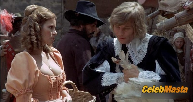 Photo Gallery: Raquel Welch in The Four Musketeers photo 2