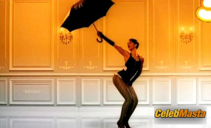 Rihanna Photo Collection from Umbrella photo 3