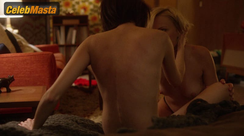 Malin Akerman Sexy Gallery from Easy photo 4