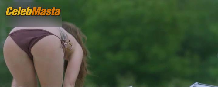 Photo Gallery: Briana Evigan in Paranormal Island photo 1