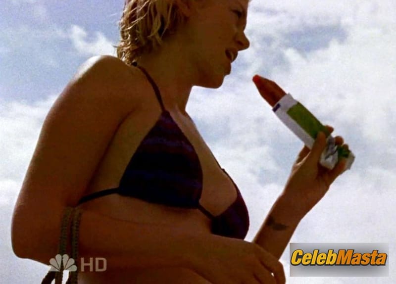 Adrianne Palicki Photo Set from Friday Night Lights photo 1
