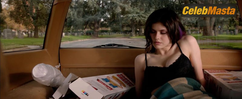 Alexandra Daddario Scene Photos Gallery from Burying The Ex photo 1
