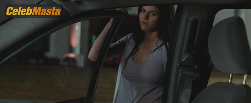 Alexandra Daddario Photo Gallery from Hall Pass photo 2