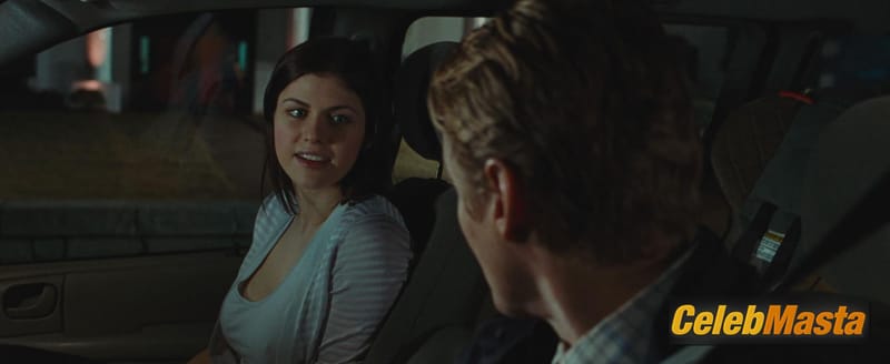 Alexandra Daddario Photo Gallery from Hall Pass photo 4