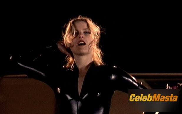 Ali Larter Photo Gallery from Jay And Silent Bob Strike Back photo 2
