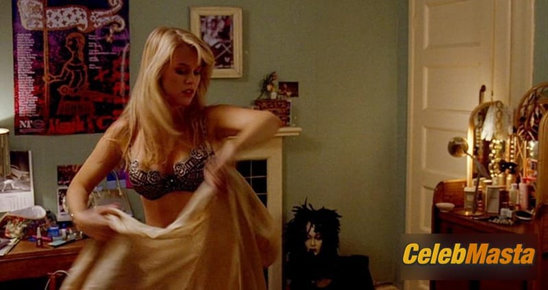 Photo Gallery: Alice Eve in Starter For 10 photo 3