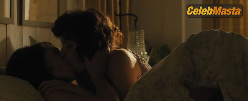 Alia Shawkat Photo Collection from The Intervention photo 3