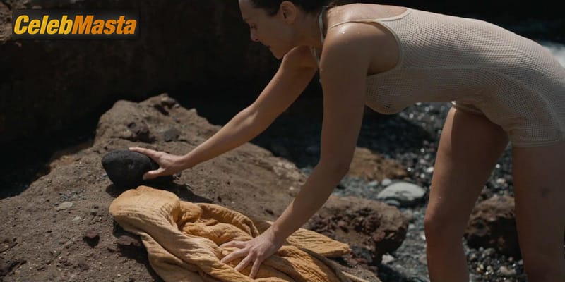Alicia Vikander Photo Set from The Assessment photo 4