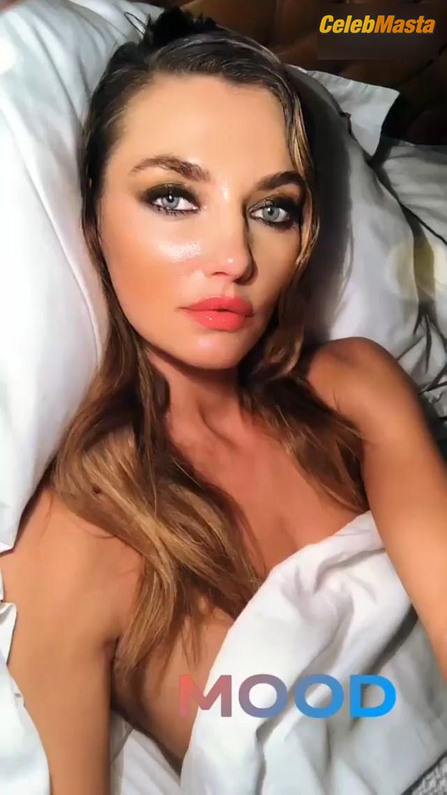 Alina Baikova Pics: Topless In Bed photo 1