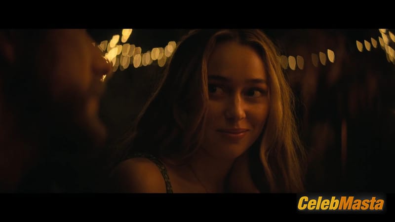 Alycia Debnam Carey Photo Set from The Lost Flowers Of Alice Hart photo 4