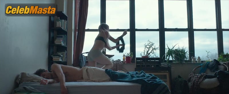 Photo Gallery: Amber Heard in One More Time photo 3