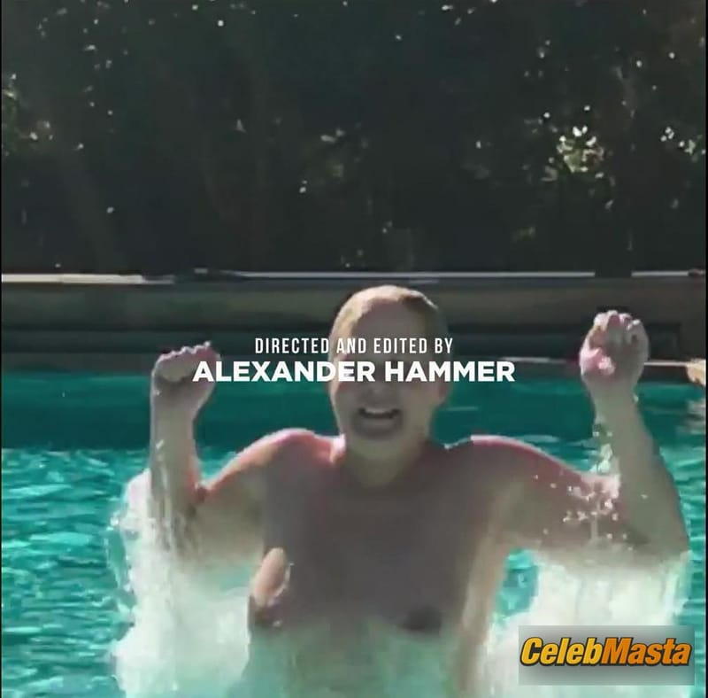 Amy Schumer Scene Photos Gallery from Expecting Amy photo 4