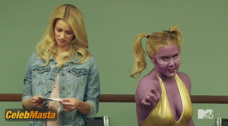 Amy Schumer Photo Gallery from Mtv Movie Awards photo 4
