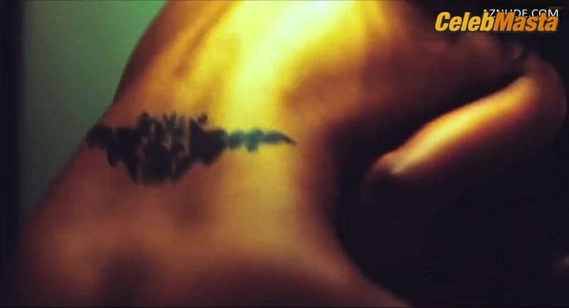 Kerry Washington's Tits Scene from She Hate Me