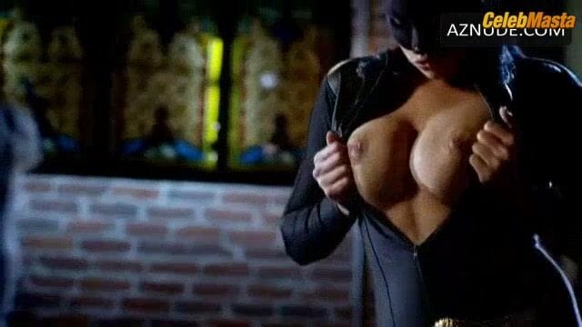 Daphne Duplaix's Tits Scene in Femme Fatales