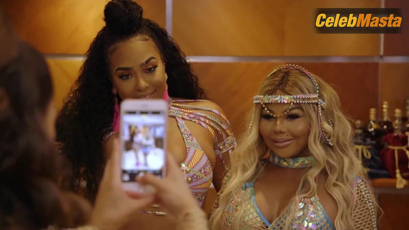 Lil' Kim, Mya Harrison, Tiffany Panhilason, Rozonda "Chilli" Thomas and B. Simone's Hot Scene in Girls Cruise