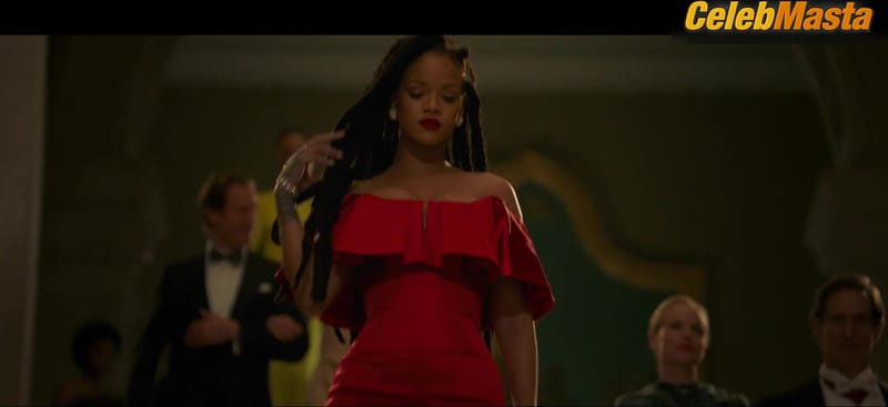 Rihanna Sexy Scene from Ocean's 8