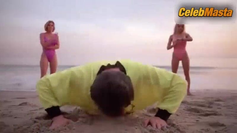 Nicole Eggert and Pamela Anderson's Swimsuit Scene in Baywatch